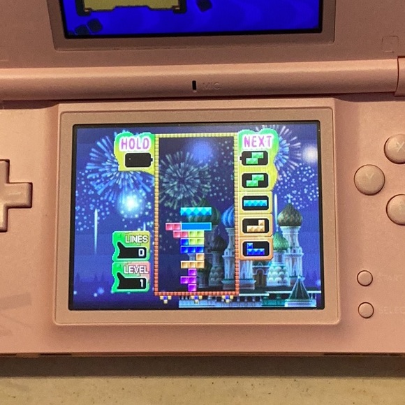 Nintendo DS Lite Console & Charger Coral Pink Handheld & Tetris Party DS Game - Picture 3 of 16